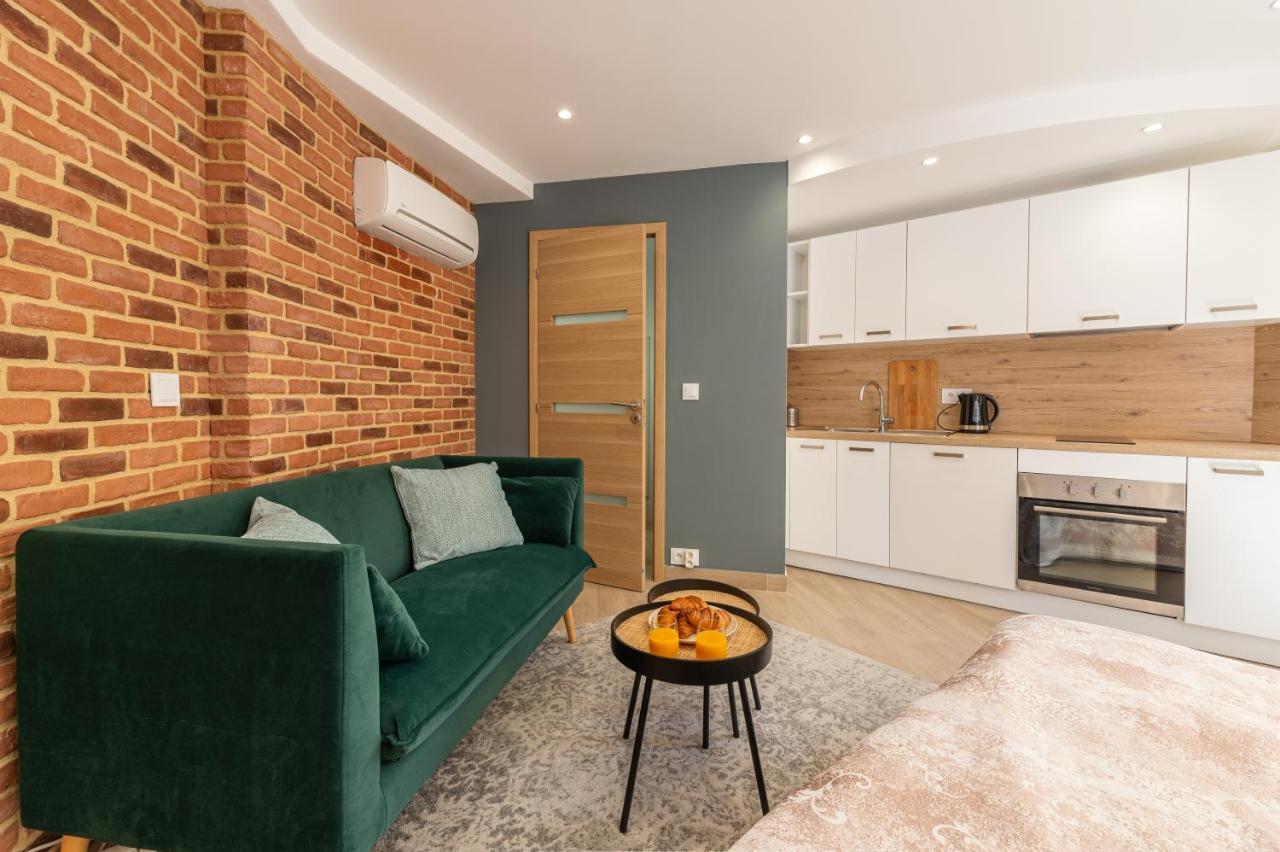 Appartement Ravissant Renové 150m De Monaco